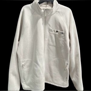 Like new!! The North Face men’s XL Gordon
Lyons Full Zip Fleece Sweater
Jacket